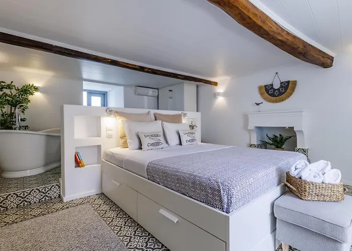 Swift View Panormos (Skopelos)